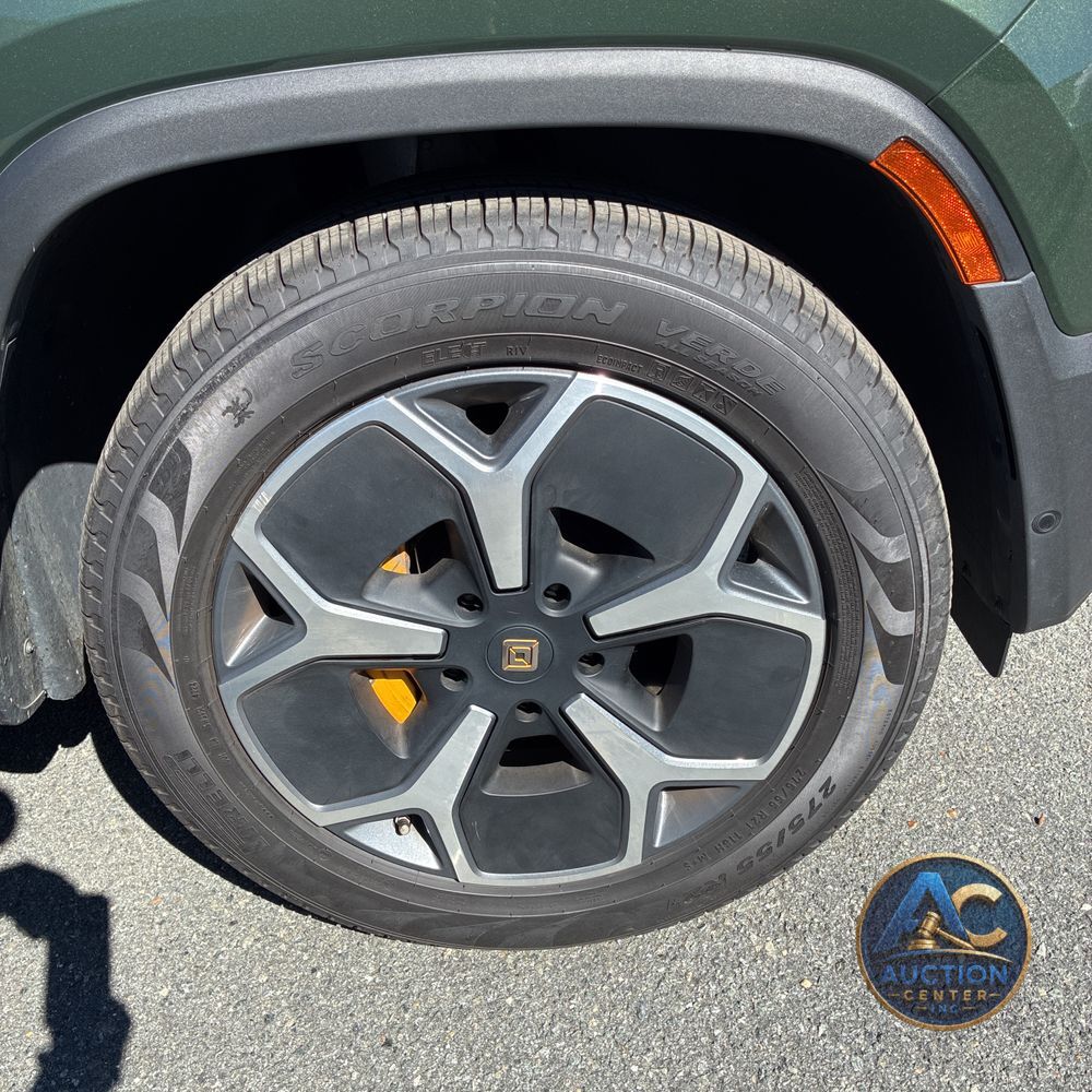 2023 Rivian R1T Adventure Quad-Motor