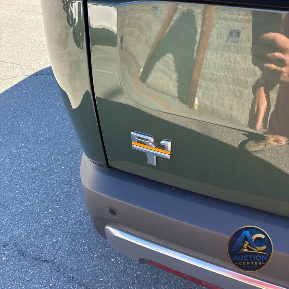 2023 Rivian R1T Adventure Quad-Motor