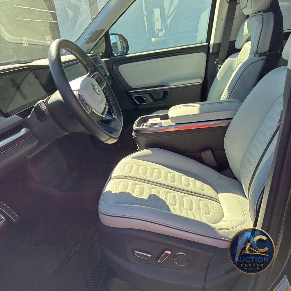 2023 Rivian R1T Adventure Quad-Motor
