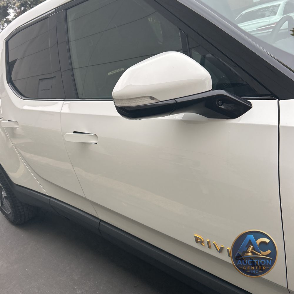 2022 Rivian R1T Launch Edition
