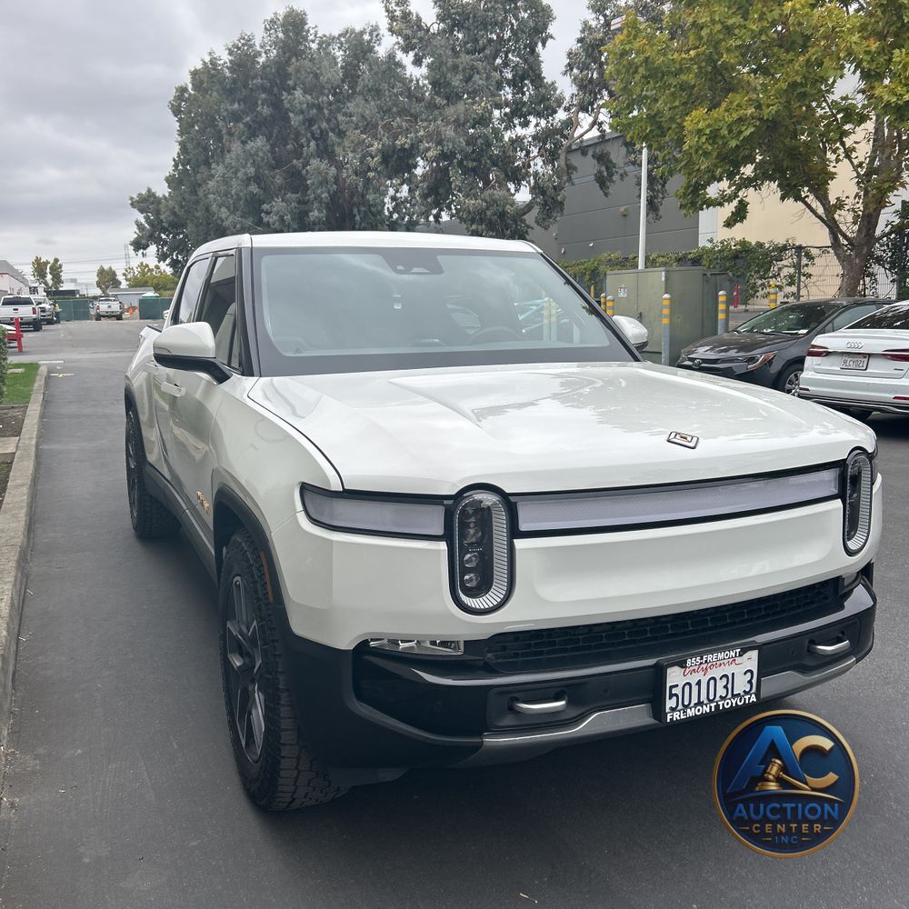 2022 Rivian R1T Launch Edition