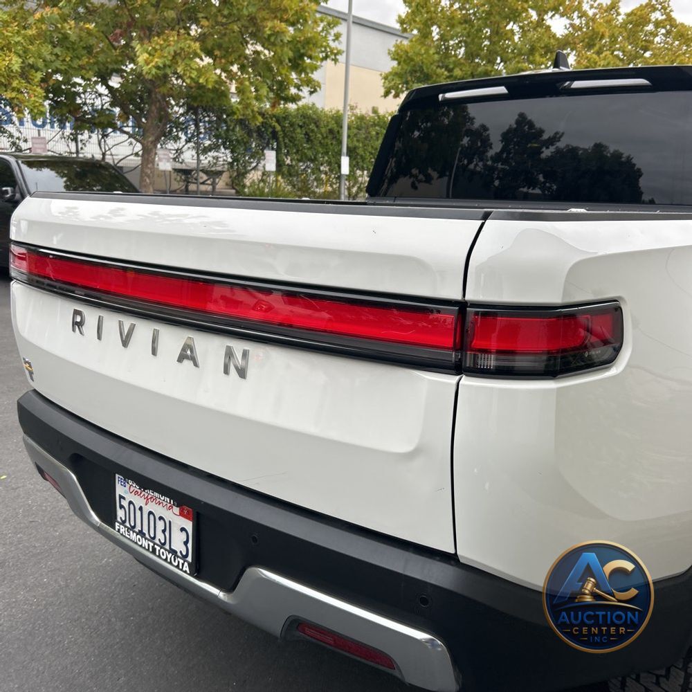 2022 Rivian R1T Launch Edition
