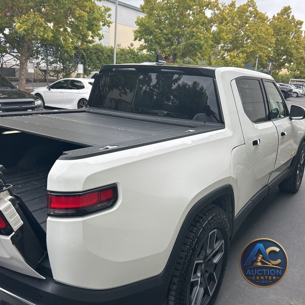 2022 Rivian R1T Launch Edition