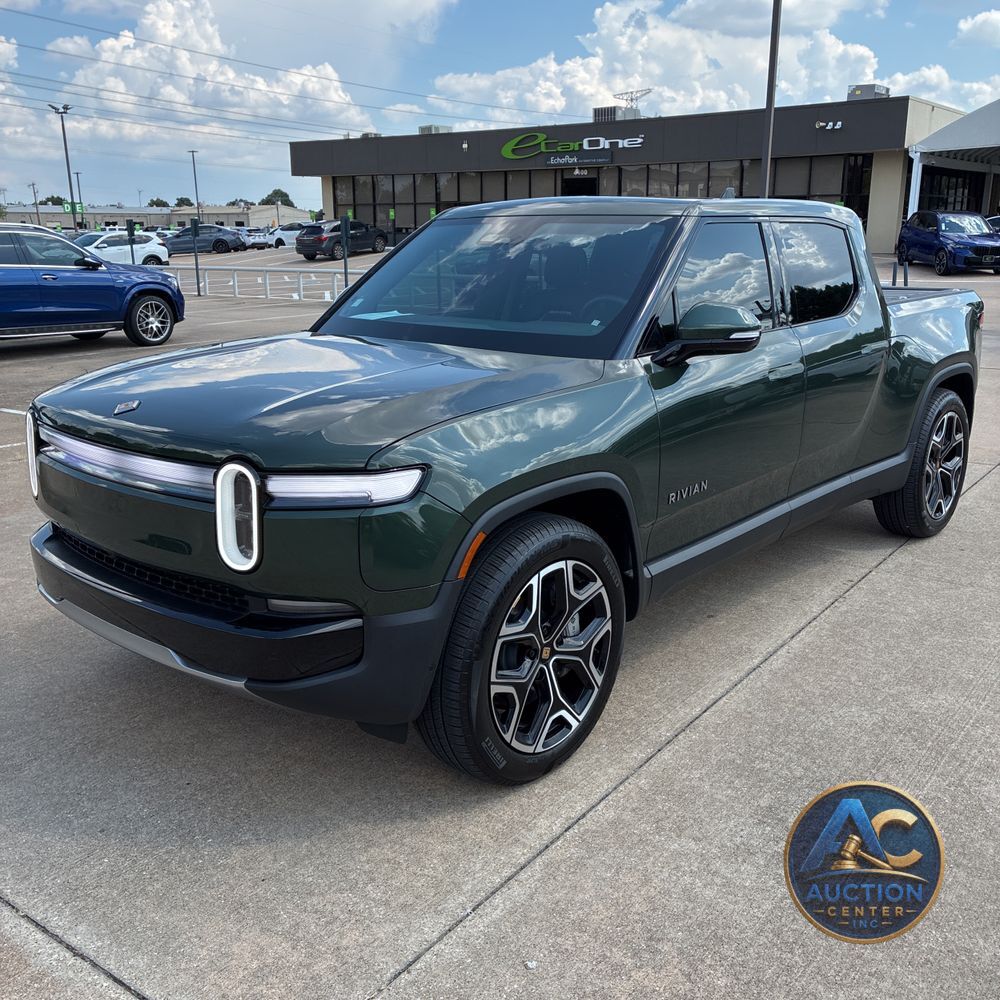 2025 Rivian R1T Adventure Dual-Motor