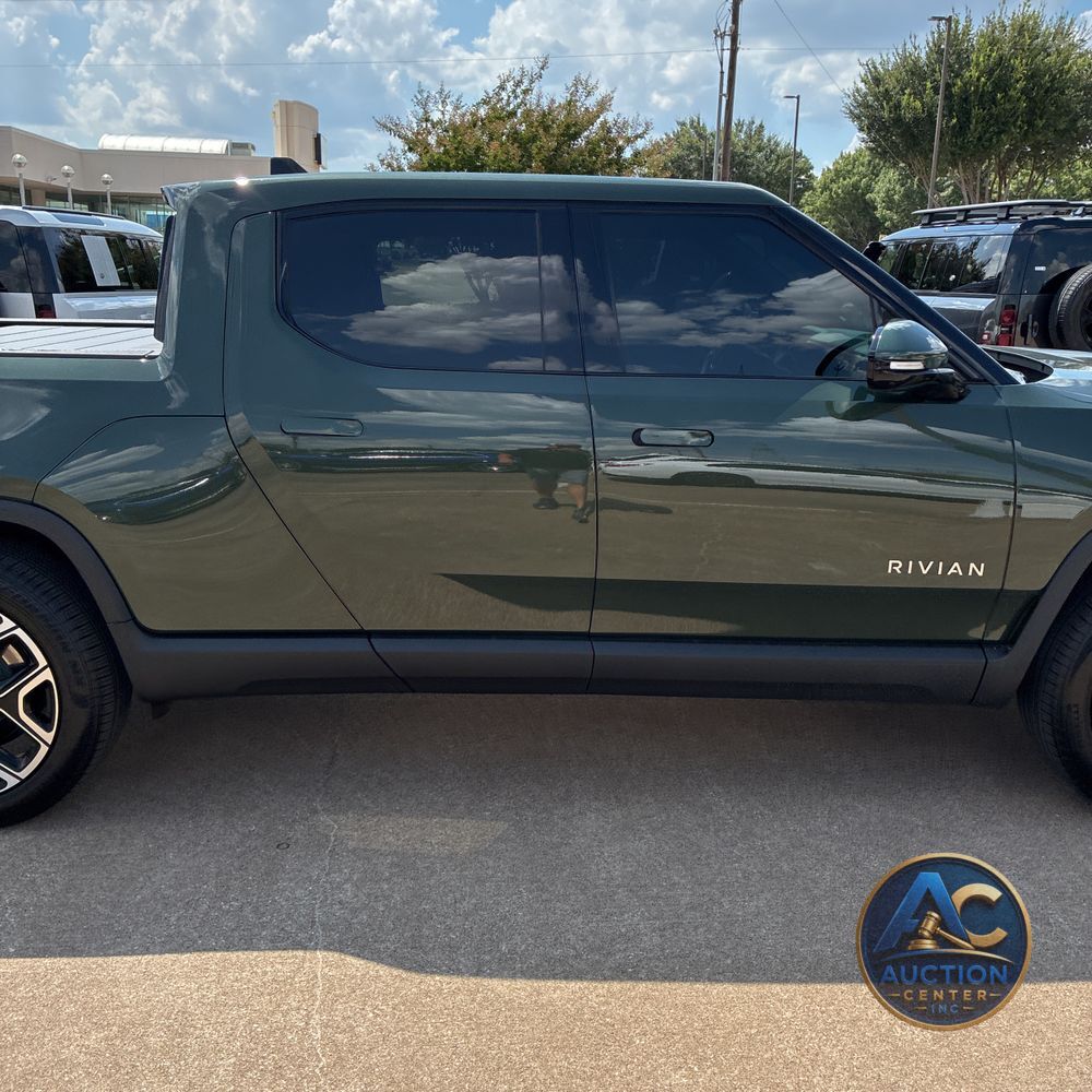 2025 Rivian R1T Adventure Dual-Motor