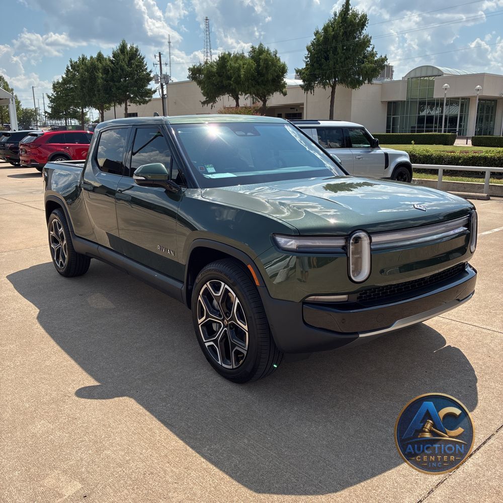 2025 Rivian R1T Adventure Dual-Motor