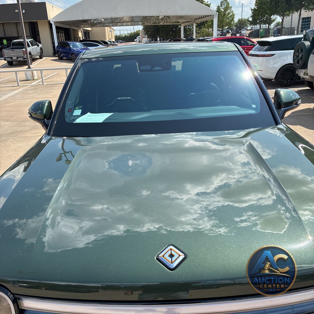 2025 Rivian R1T Adventure Dual-Motor
