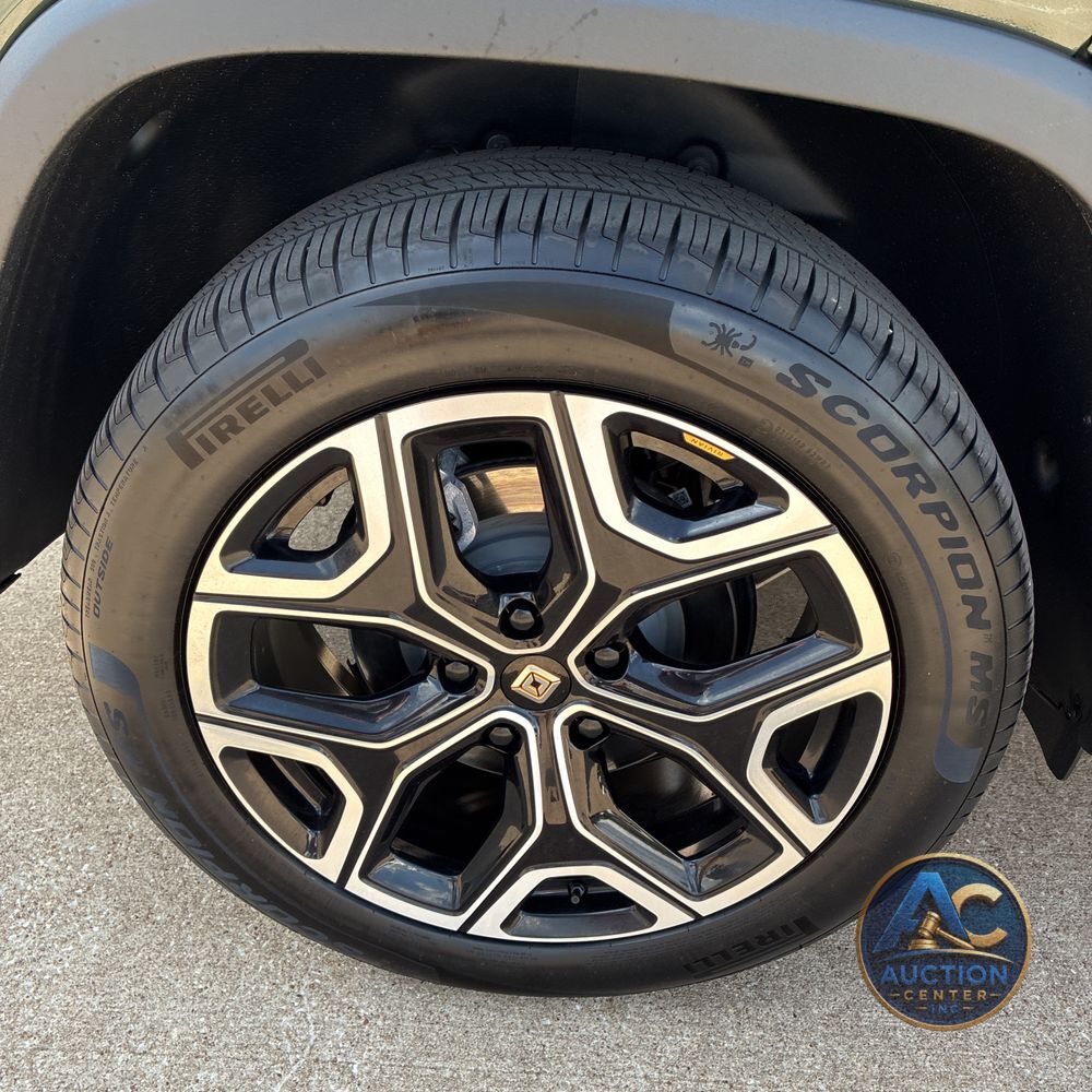 2025 Rivian R1T Adventure Dual-Motor