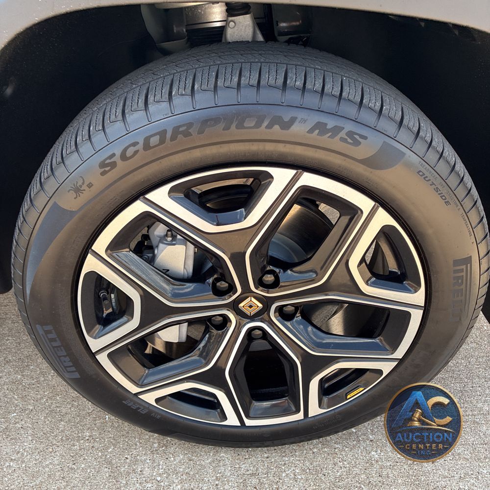 2025 Rivian R1T Adventure Dual-Motor