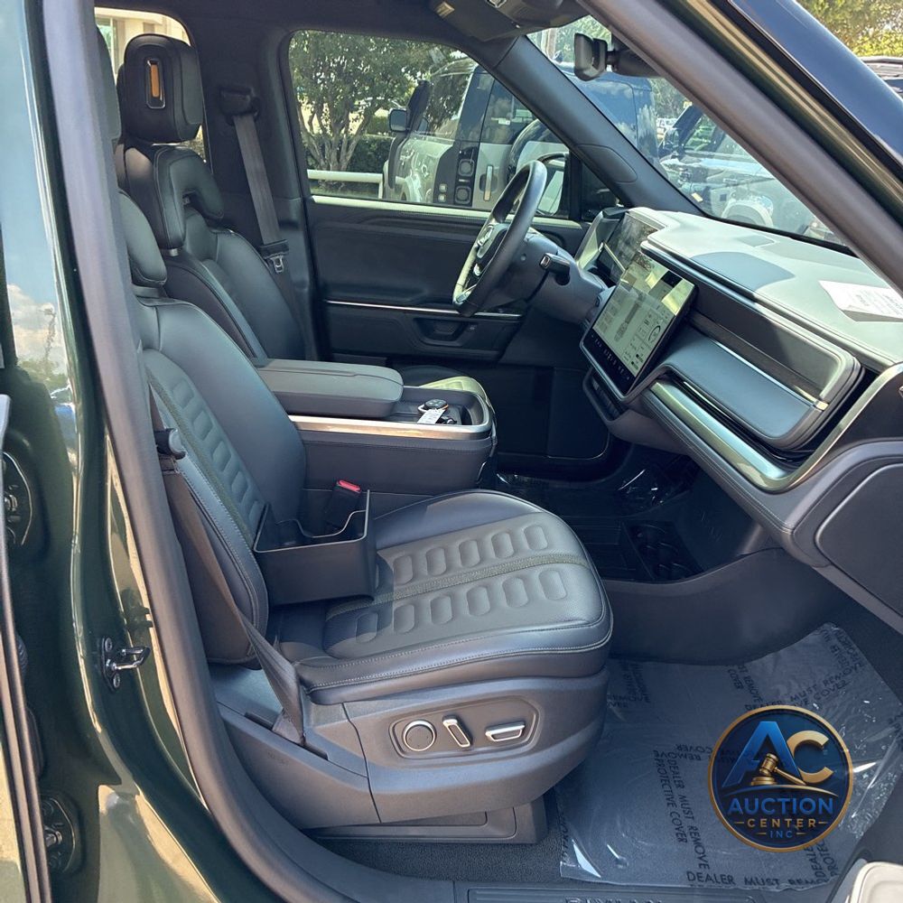 2025 Rivian R1T Adventure Dual-Motor