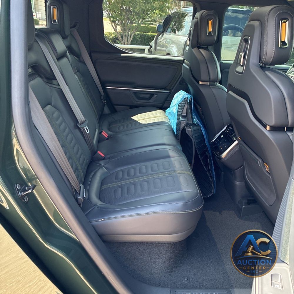 2025 Rivian R1T Adventure Dual-Motor