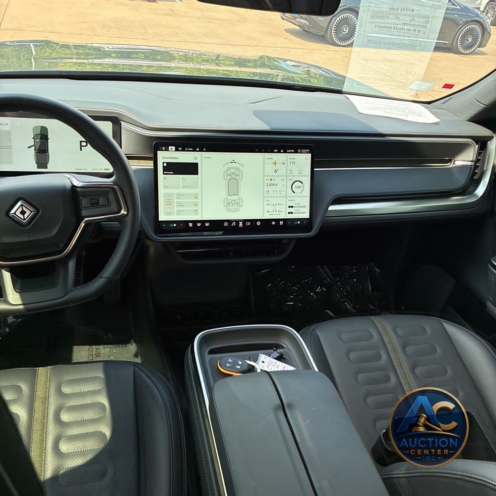 2025 Rivian R1T Adventure Dual-Motor