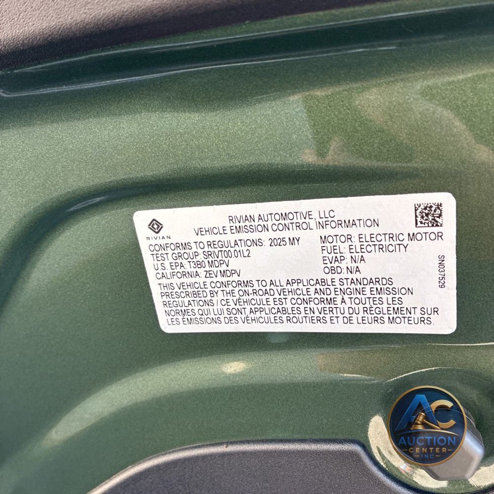 2025 Rivian R1T Adventure Dual-Motor