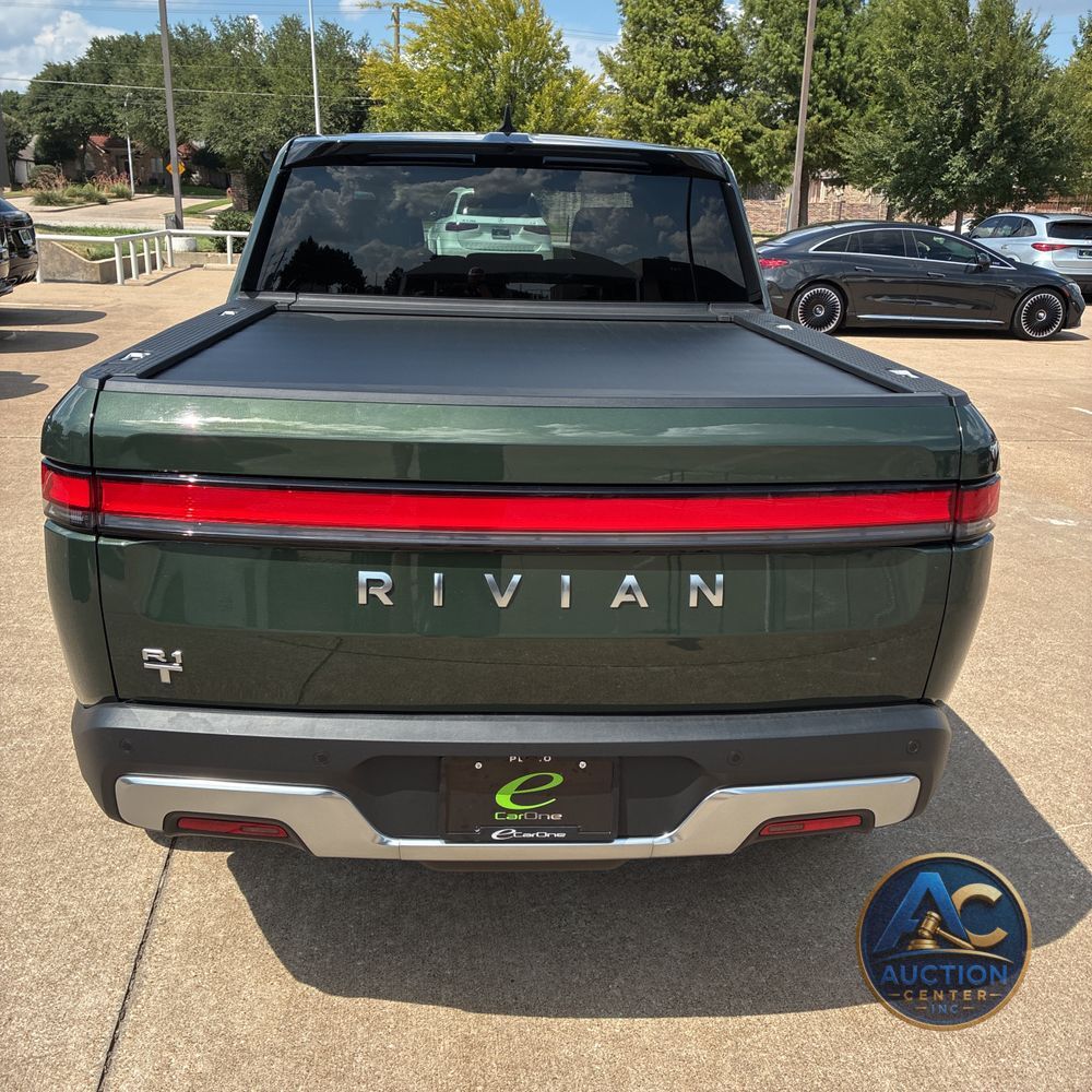 2025 Rivian R1T Adventure Dual-Motor