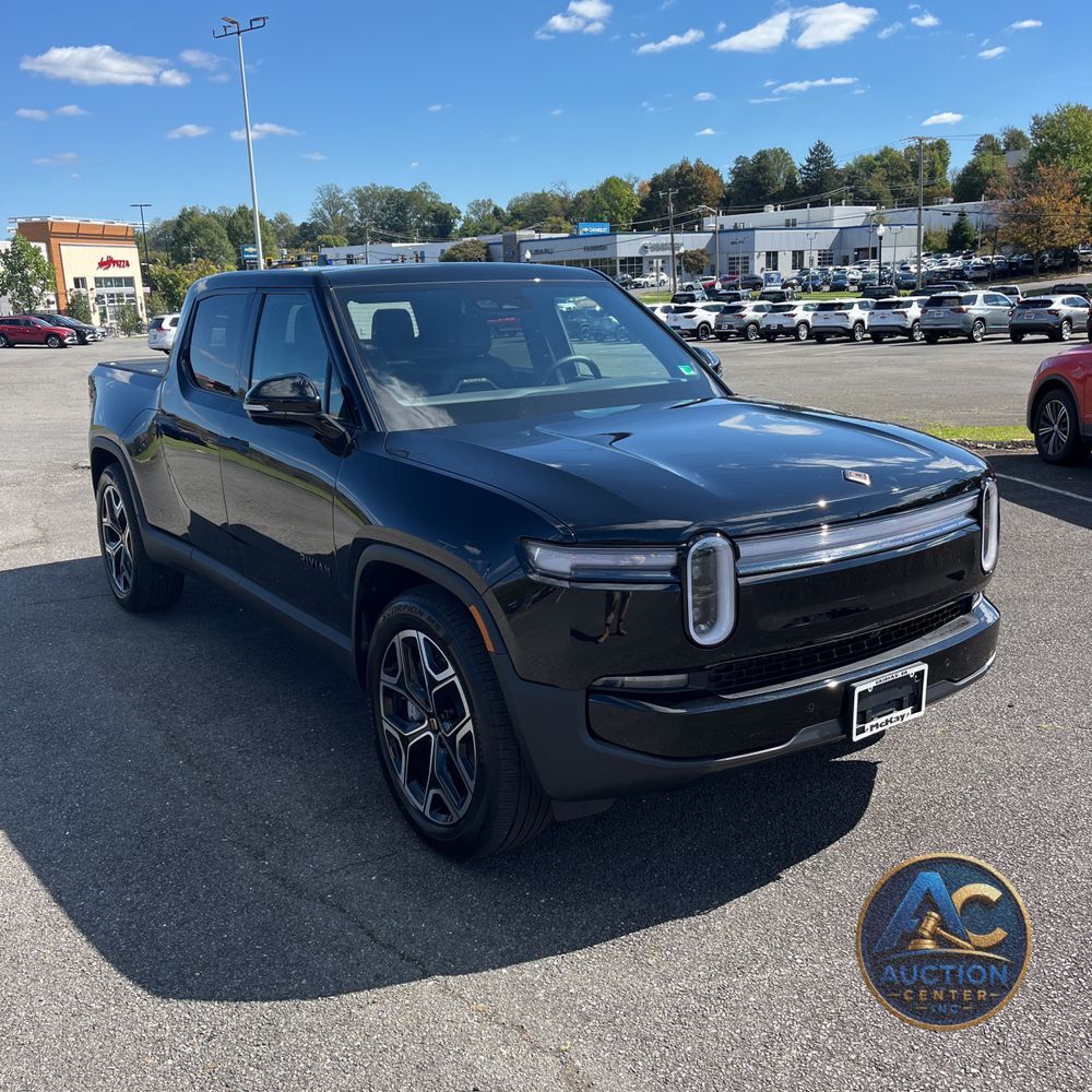 2025 Rivian R1T Adventure Dual-Motor