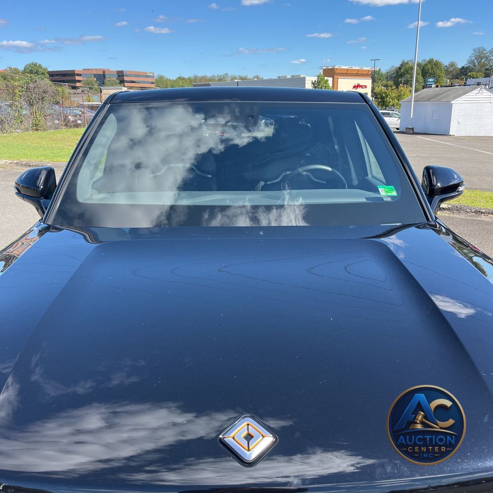 2025 Rivian R1T Adventure Dual-Motor