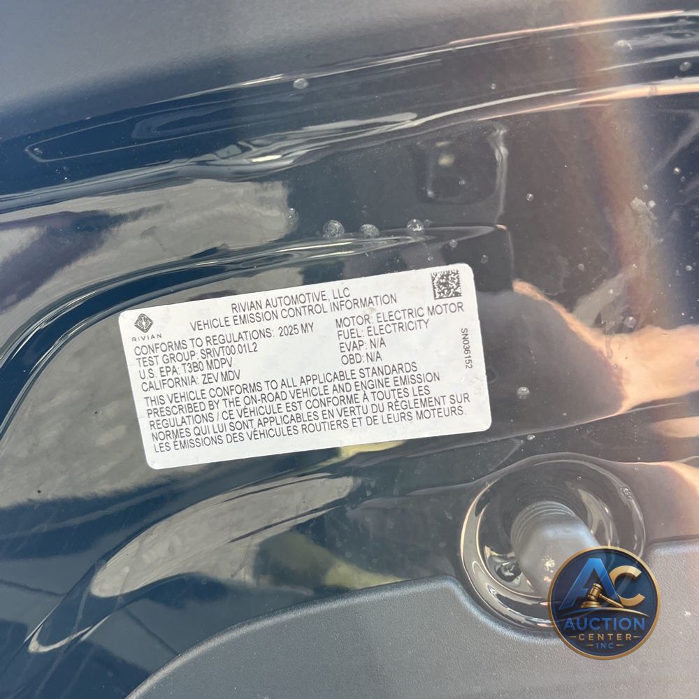 2025 Rivian R1T Adventure Dual-Motor