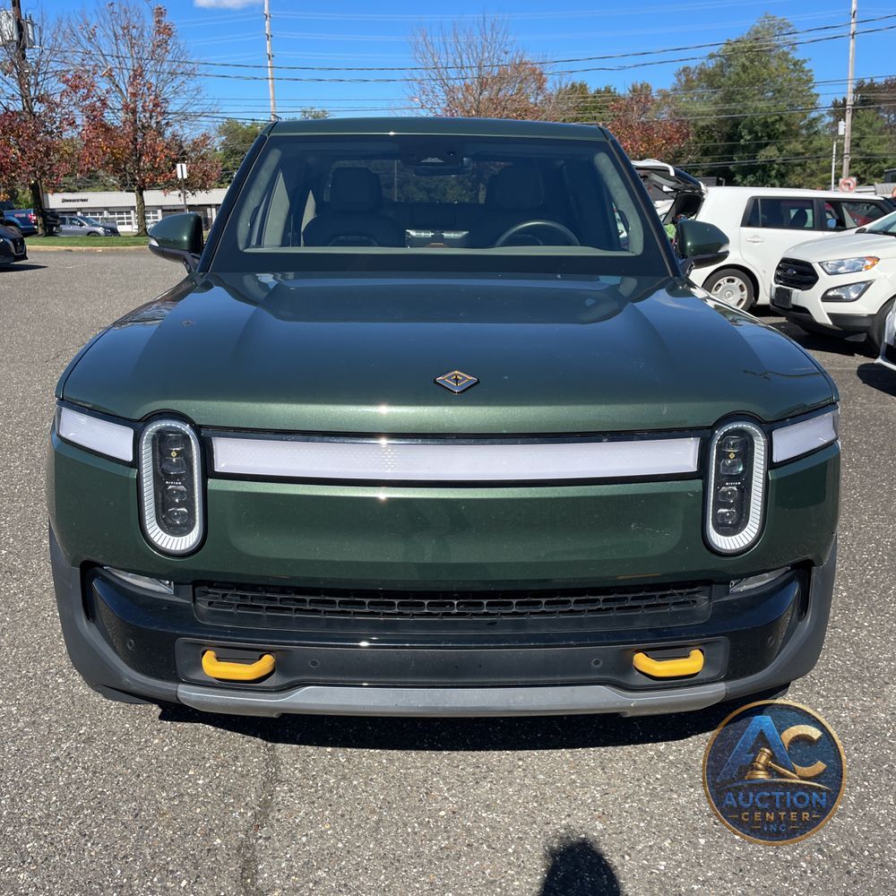 2024 Rivian R1T Adventure Dual-Motor