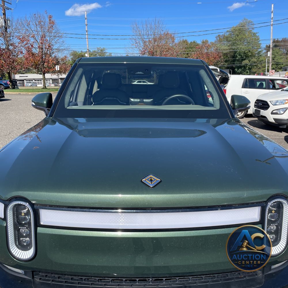 2024 Rivian R1T Adventure Dual-Motor