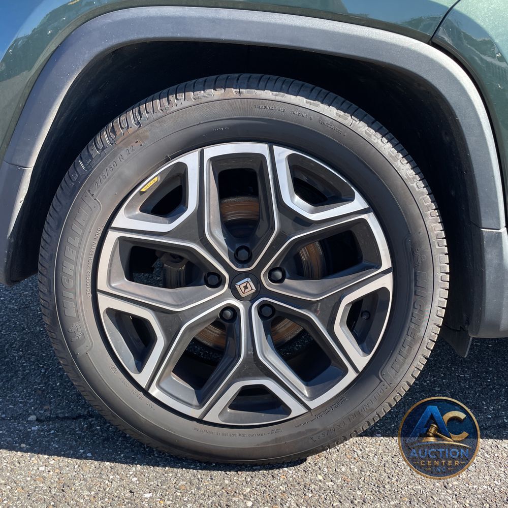 2024 Rivian R1T Adventure Dual-Motor