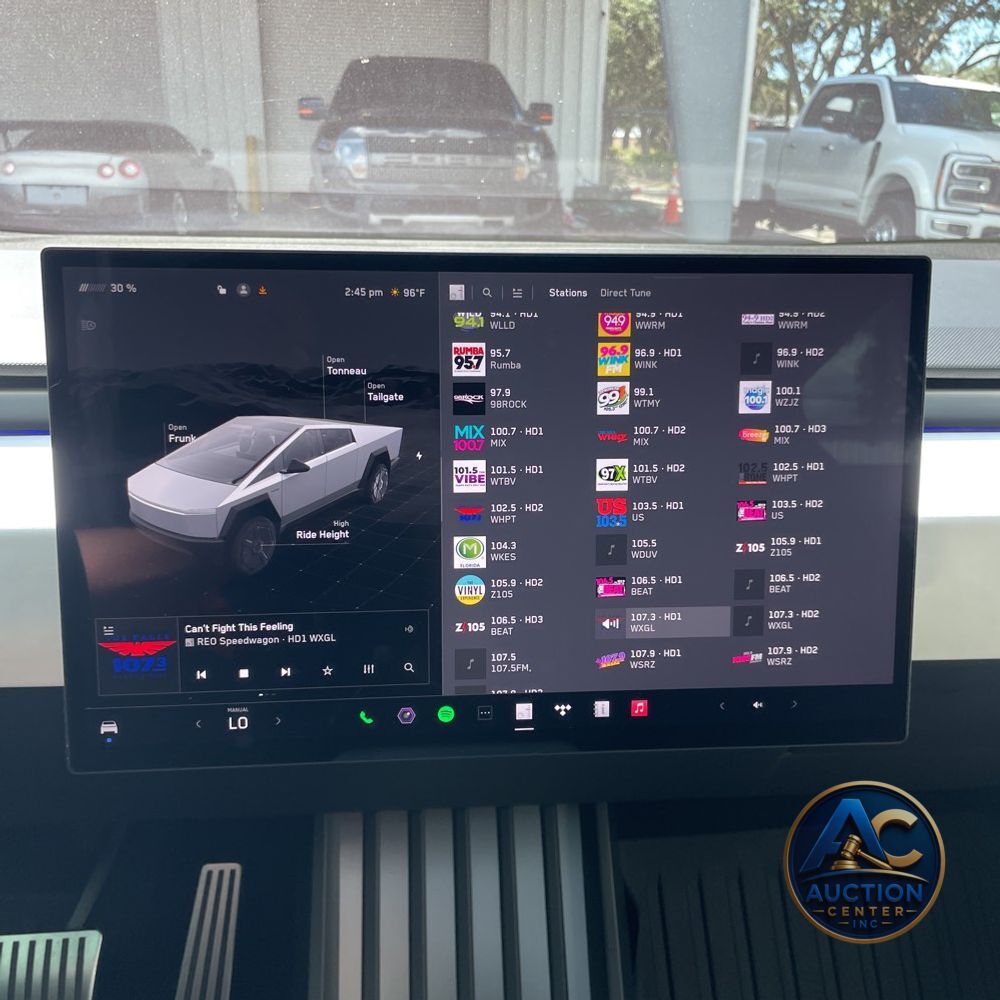 2024 Tesla Cybertruck Base