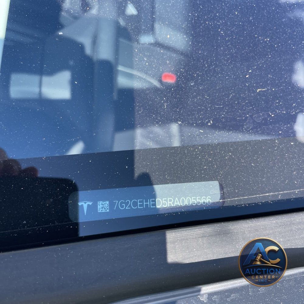 2024 Tesla Cybertruck Base