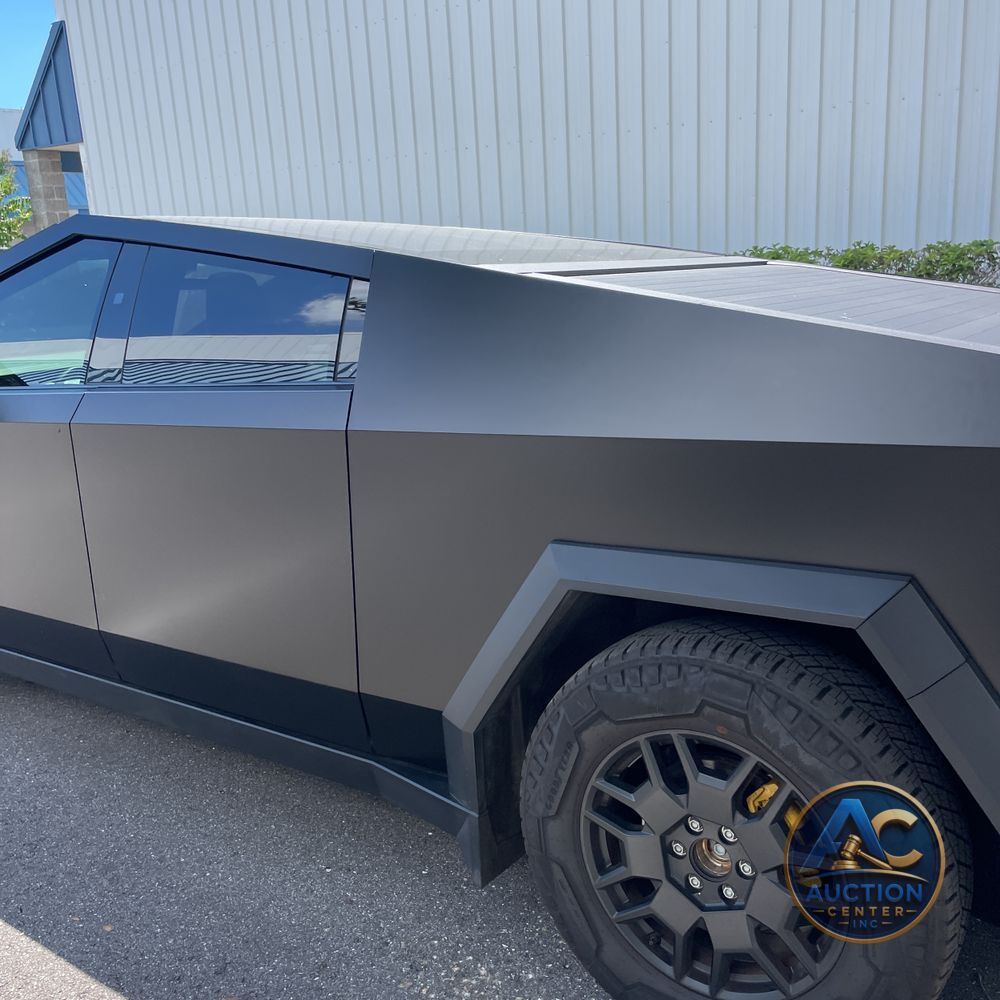 2024 Tesla Cybertruck Base