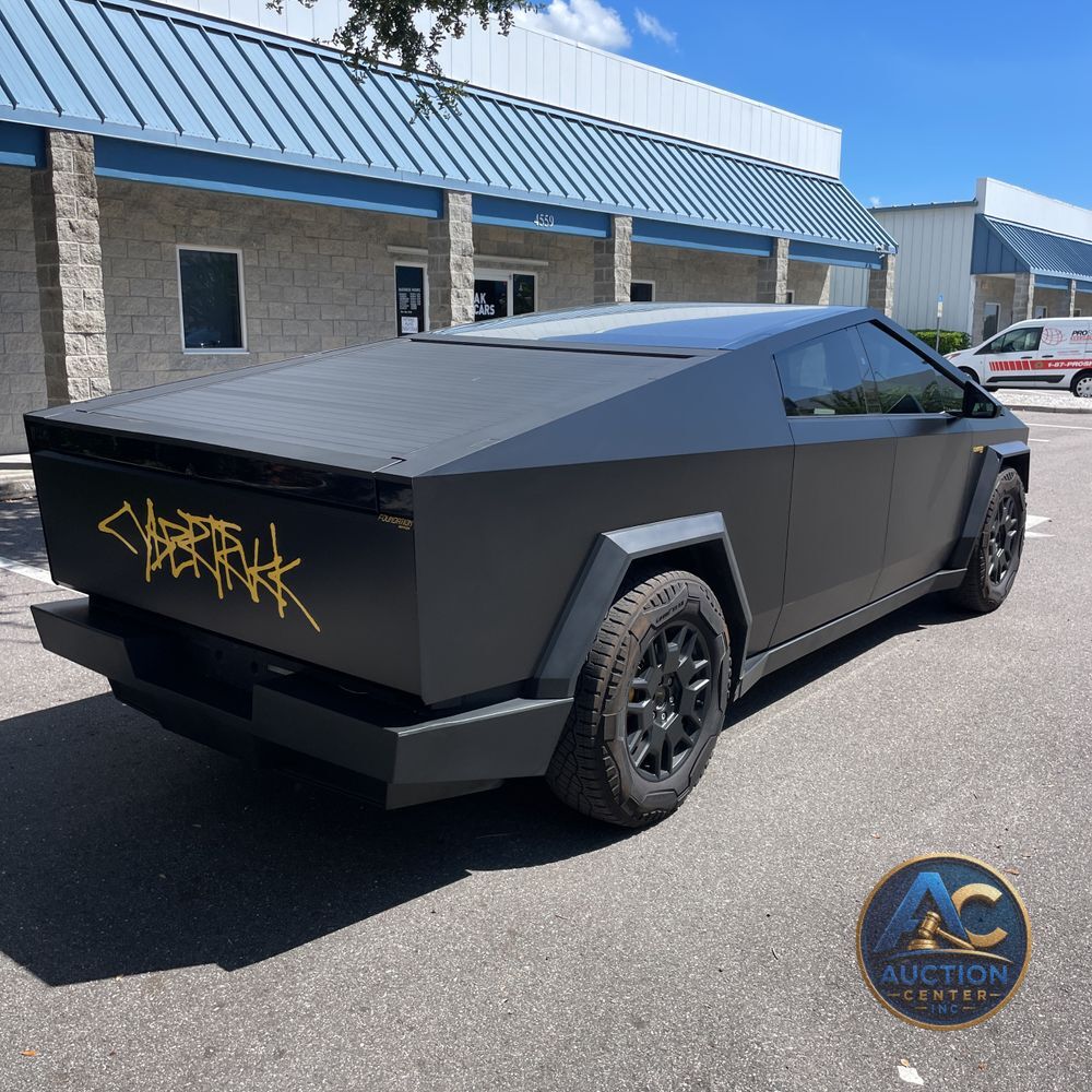 2024 Tesla Cybertruck Base