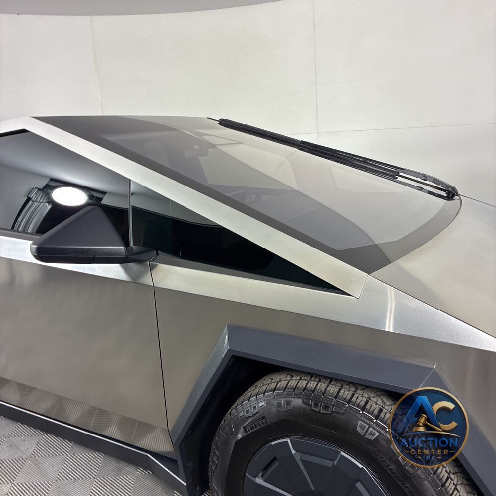 2025 Tesla Cybertruck Base
