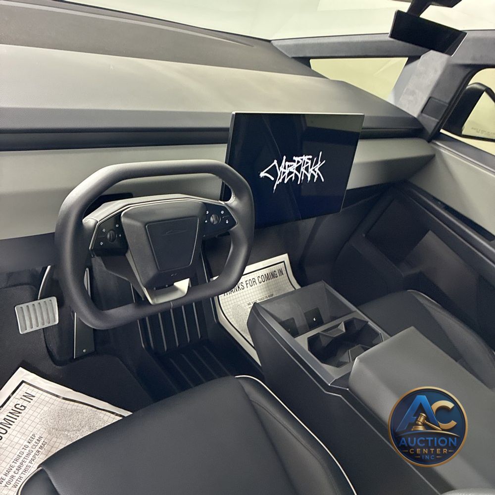 2025 Tesla Cybertruck Base