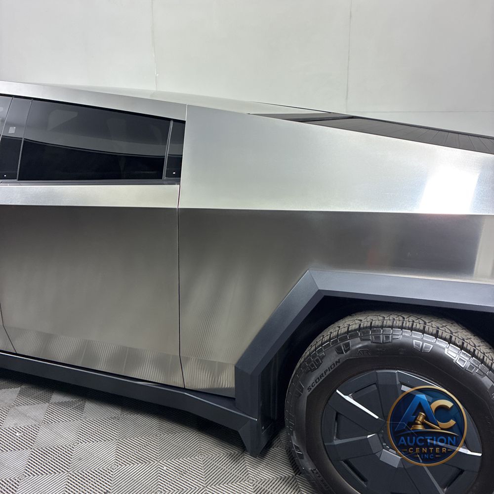 2025 Tesla Cybertruck Base