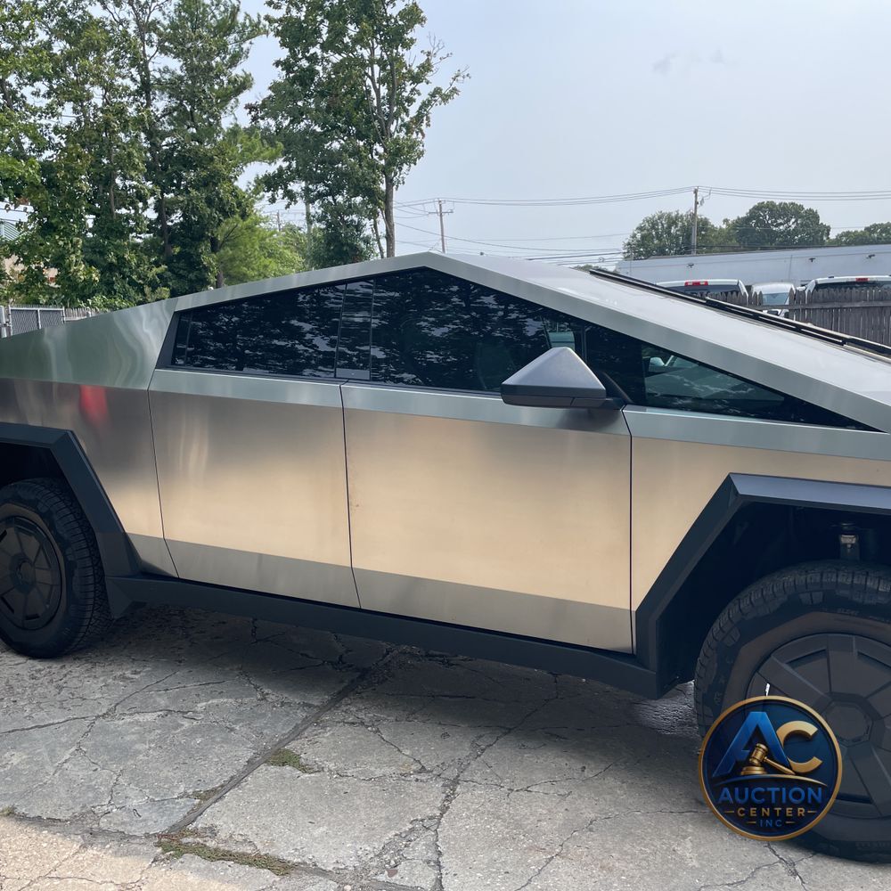 2024 Tesla Cybertruck Base