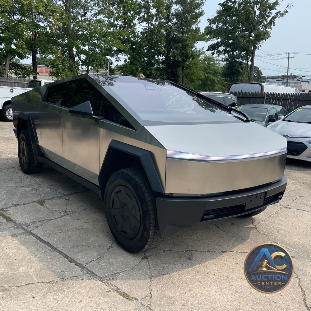 2024 Tesla Cybertruck Base