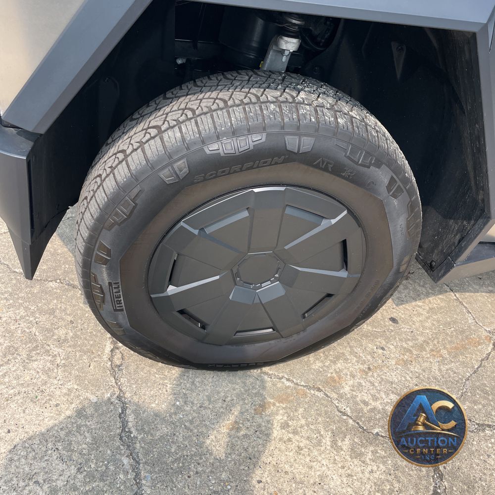 2024 Tesla Cybertruck Base