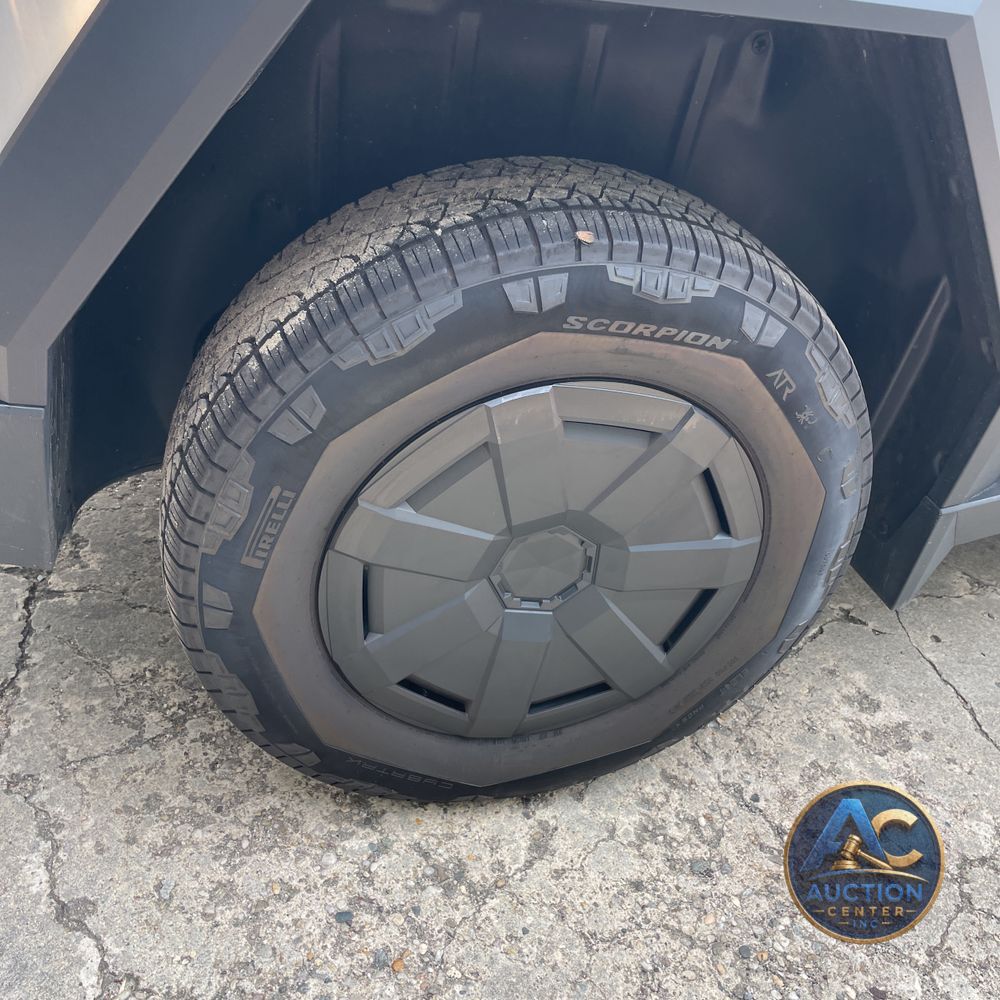 2024 Tesla Cybertruck Base