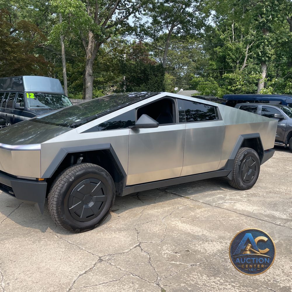 2024 Tesla Cybertruck Base
