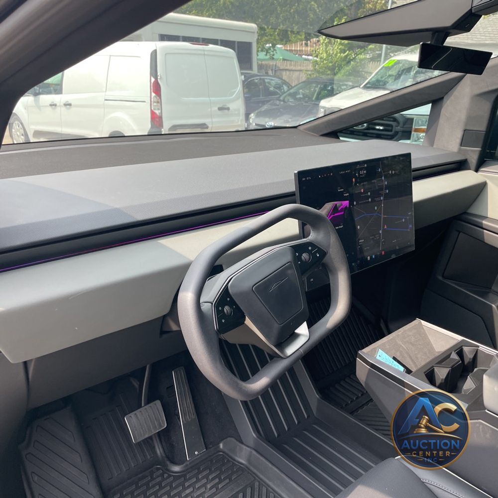 2024 Tesla Cybertruck Base