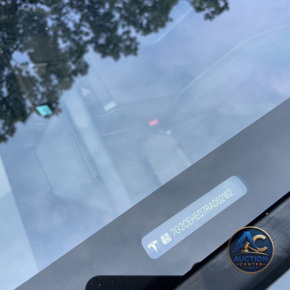 2024 Tesla Cybertruck Base