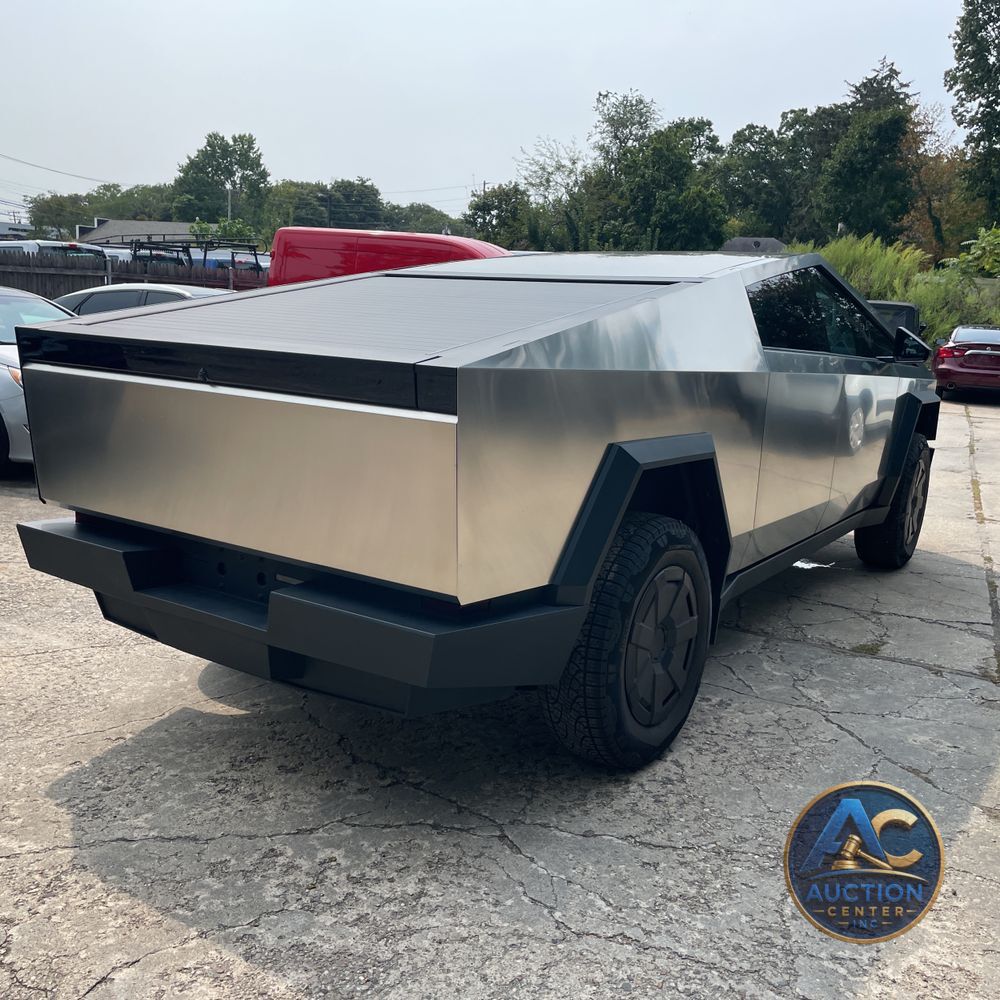 2024 Tesla Cybertruck Base