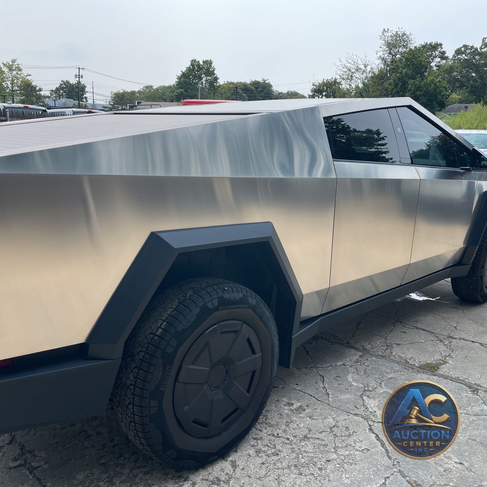 2024 Tesla Cybertruck Base