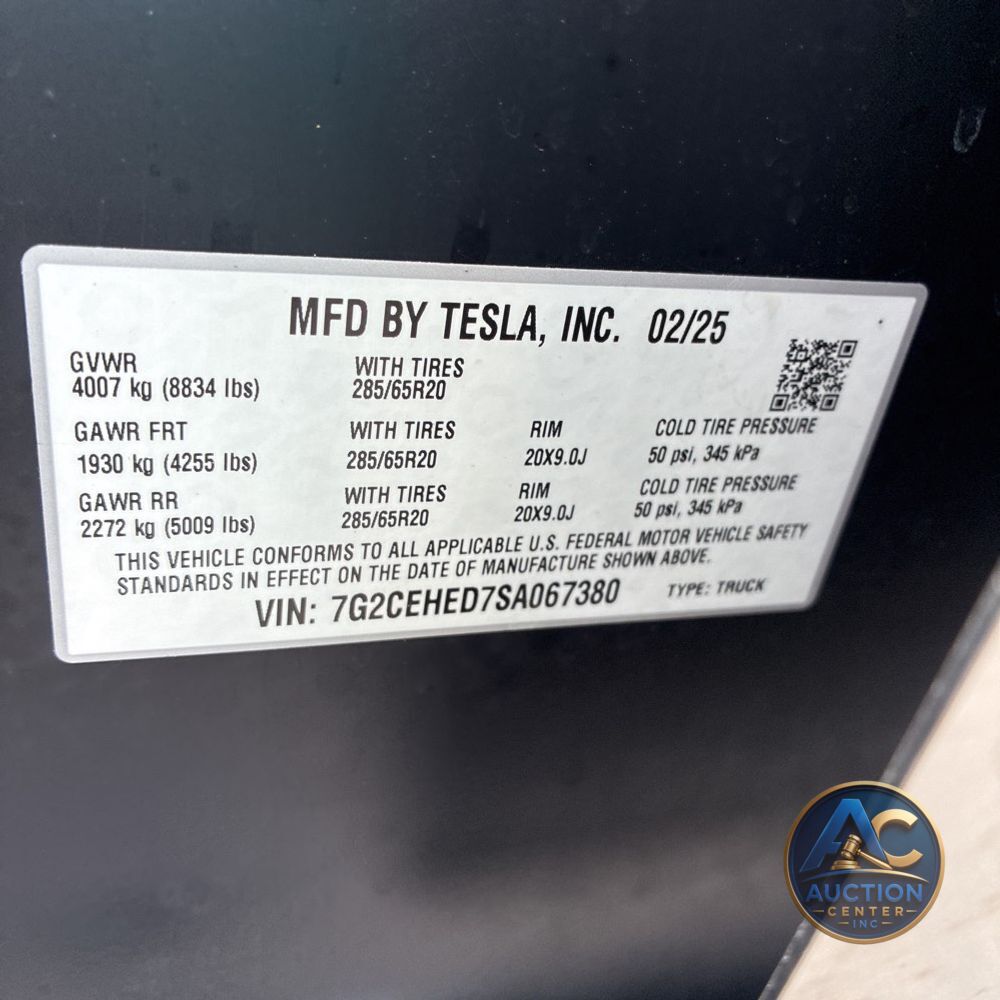 2025 Tesla Cybertruck