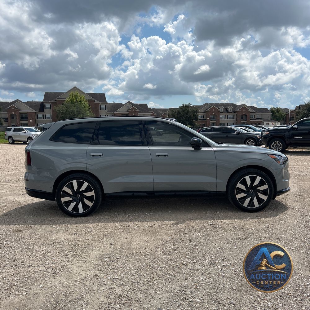 2025 Volvo EX90 Perf Ultra