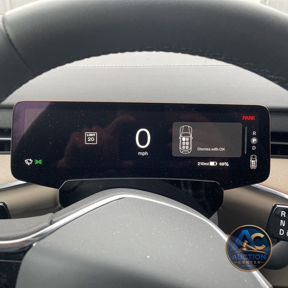 2025 Volvo EX90 Plus