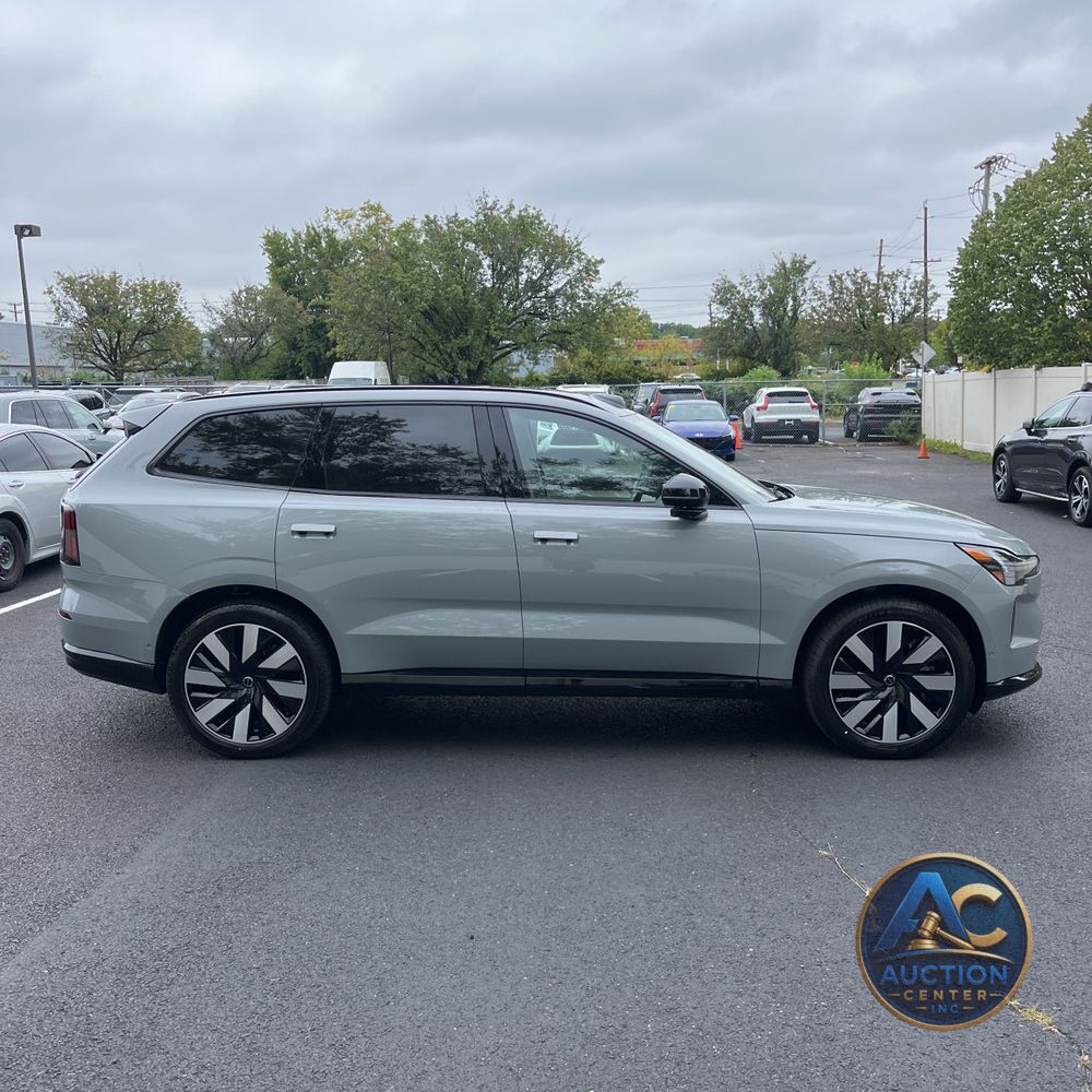 2025 Volvo EX90 Ultra