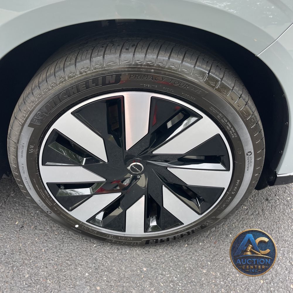 2025 Volvo EX90 Ultra