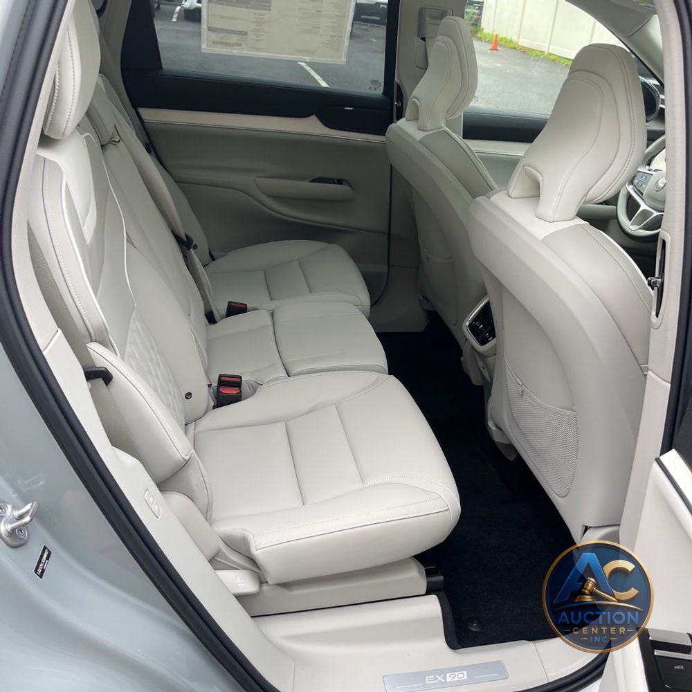 2025 Volvo EX90 Ultra