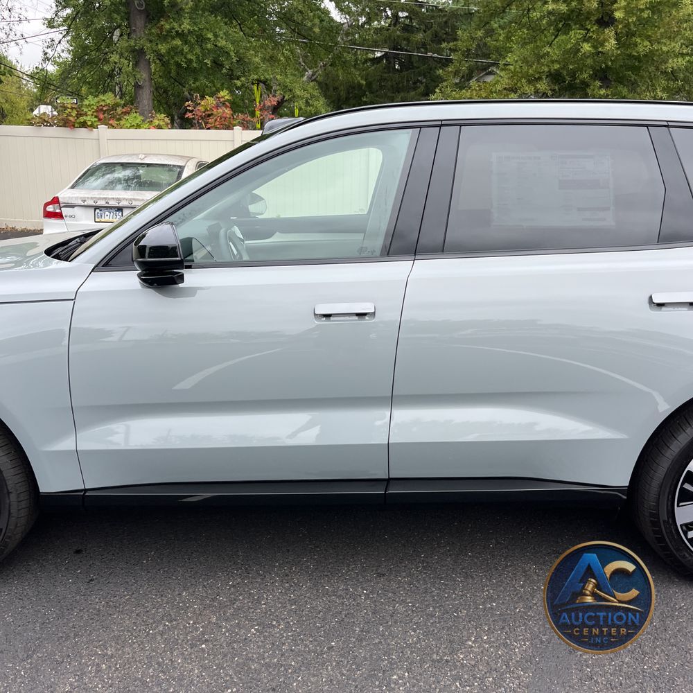 2025 Volvo EX90 Ultra