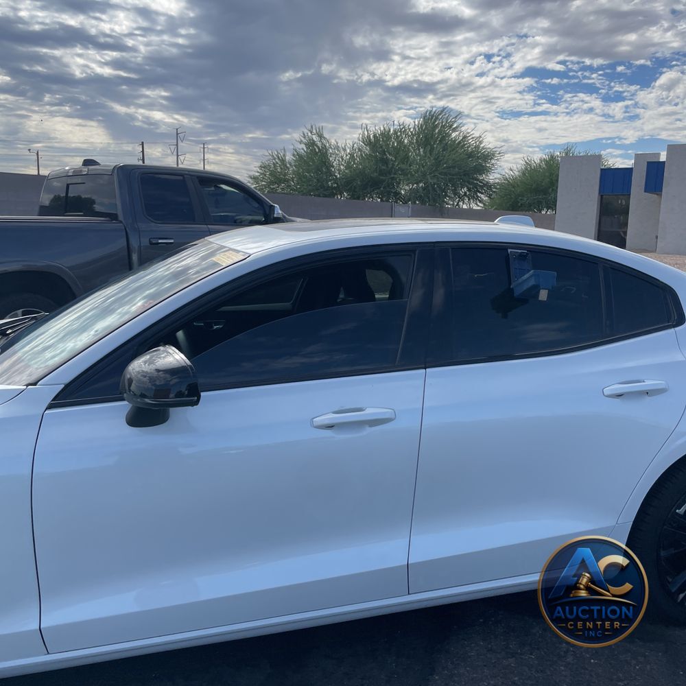 2024 Volvo S60 T8 - Ultimate PHEV