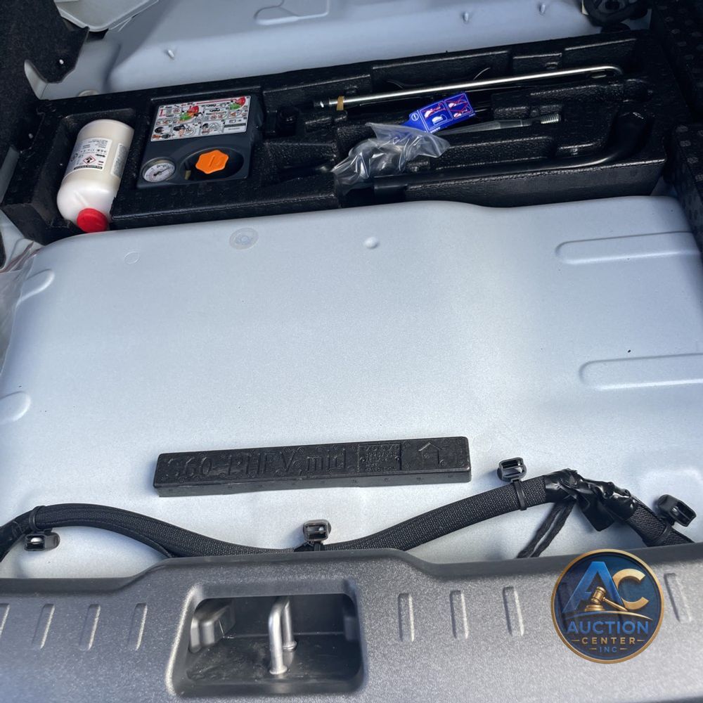 2024 Volvo S60 T8 - Ultimate PHEV