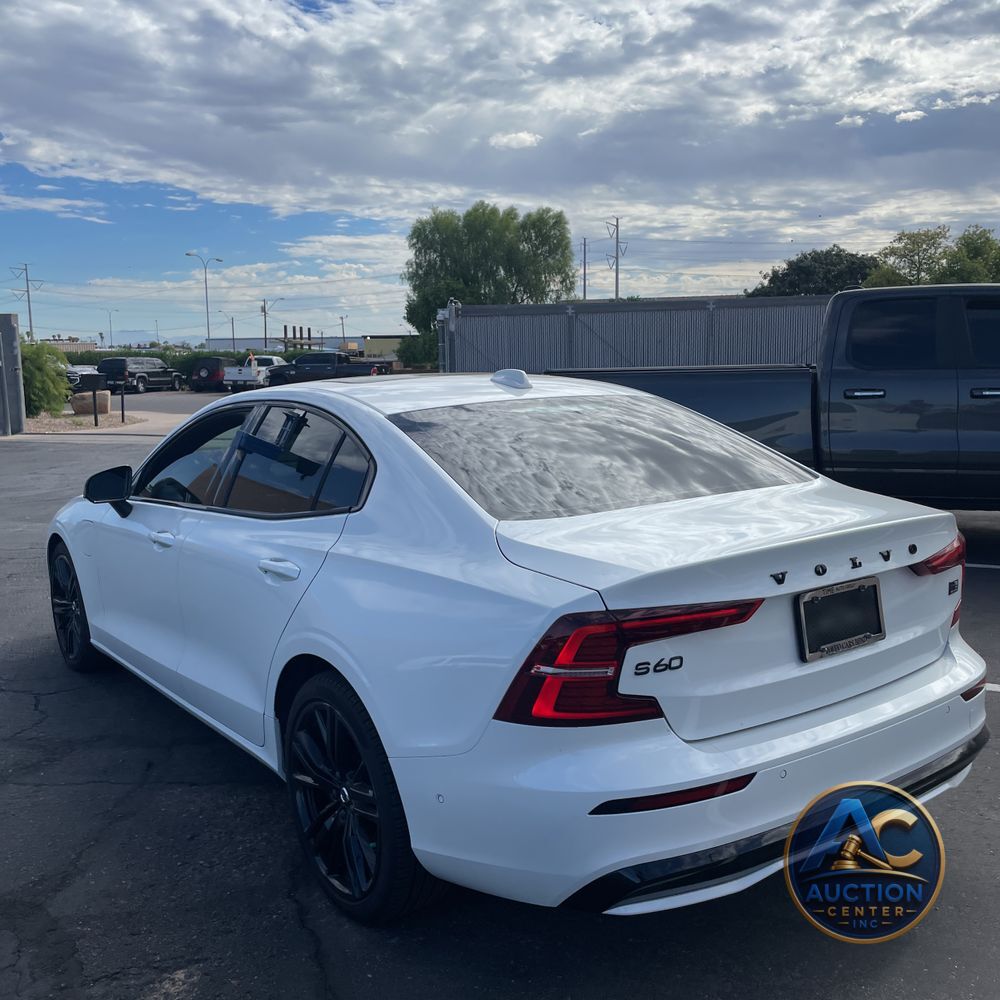 2024 Volvo S60 T8 - Ultimate PHEV